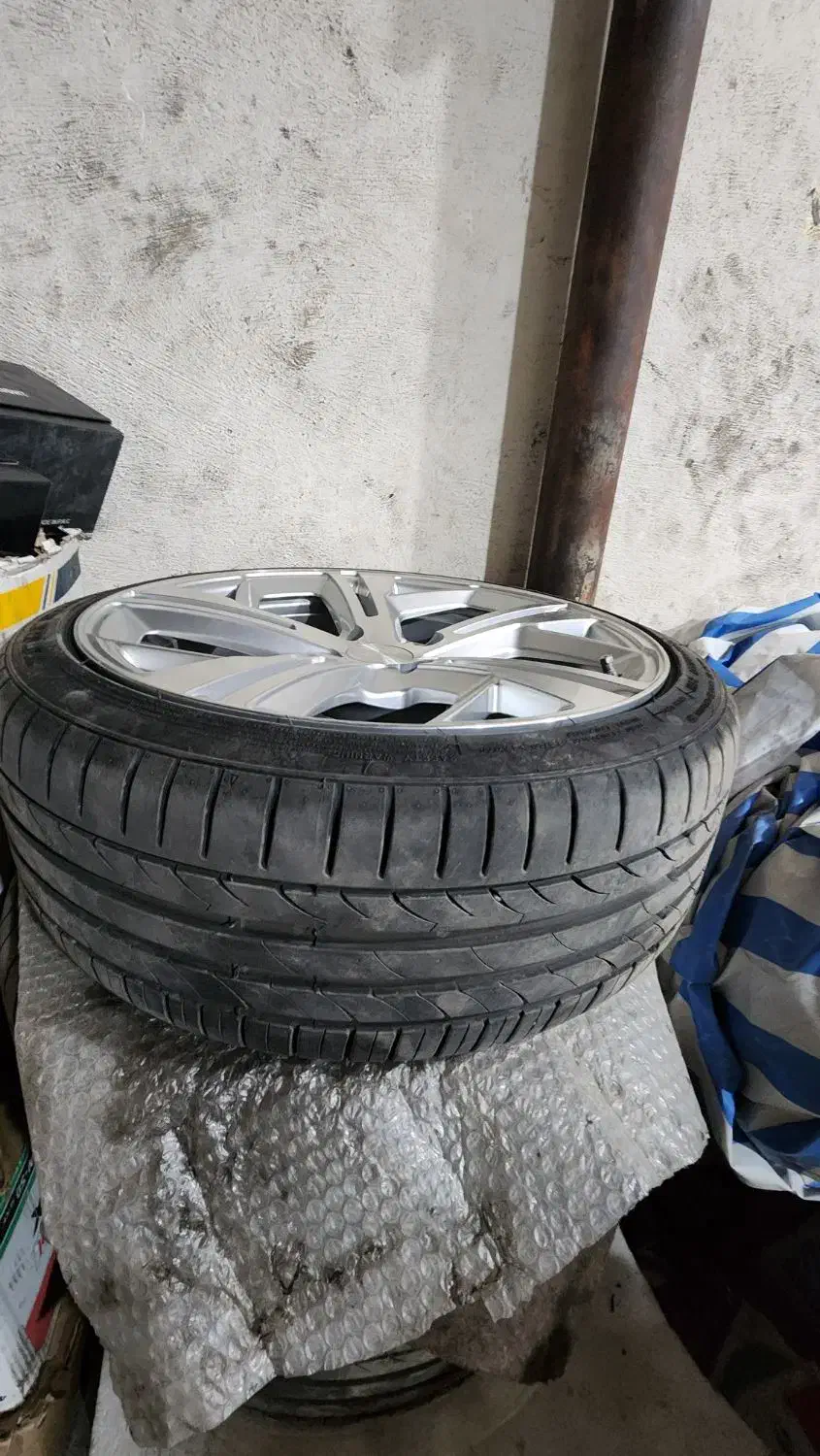 رینگ و لاستیک کربن سایز 17|قطعات یدکی و لوازم جانبی|سنندج, |دیوار