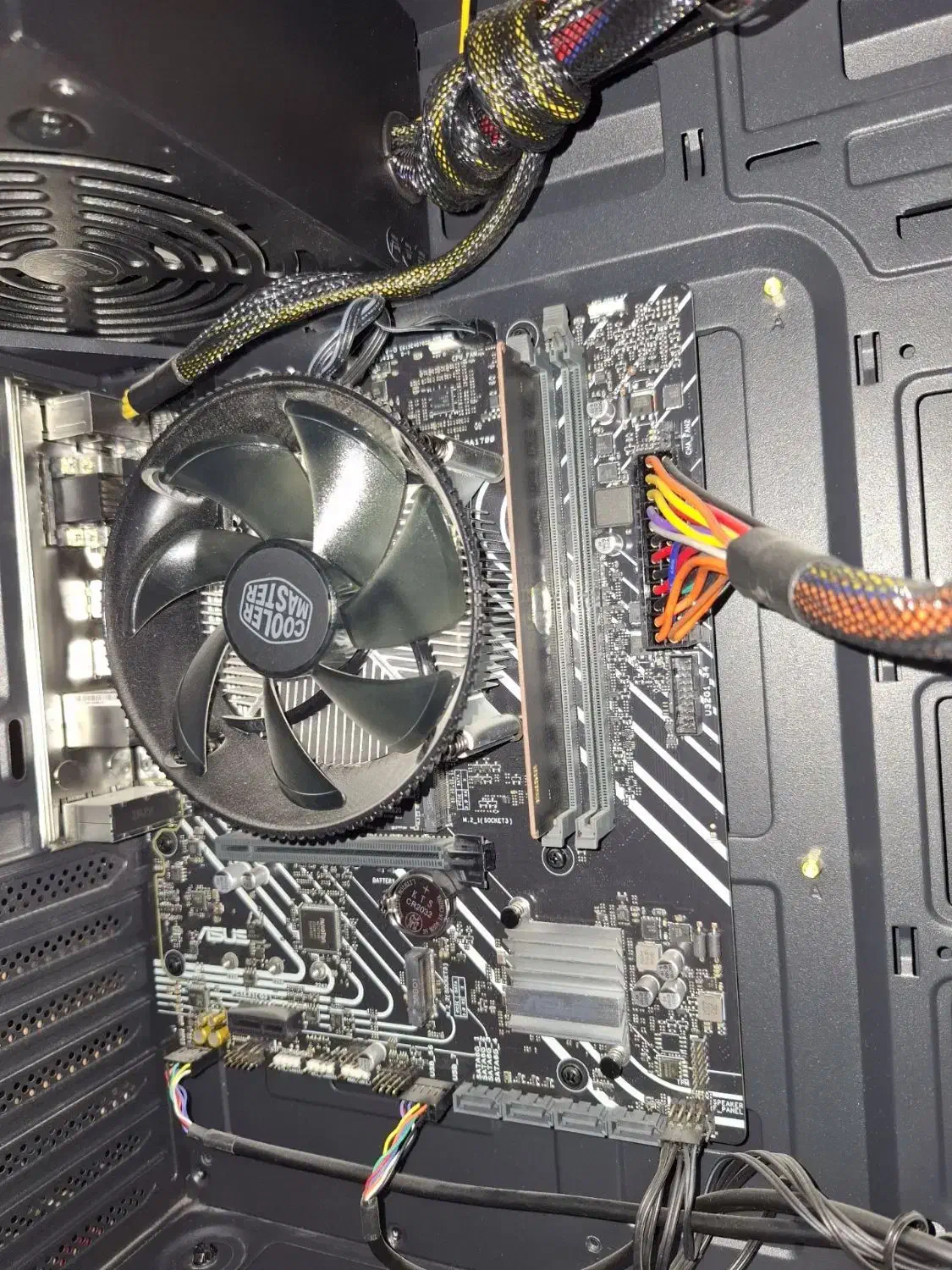 کیس گیمینگ|قطعات و لوازم جانبی رایانه|کهریزک, |دیوار