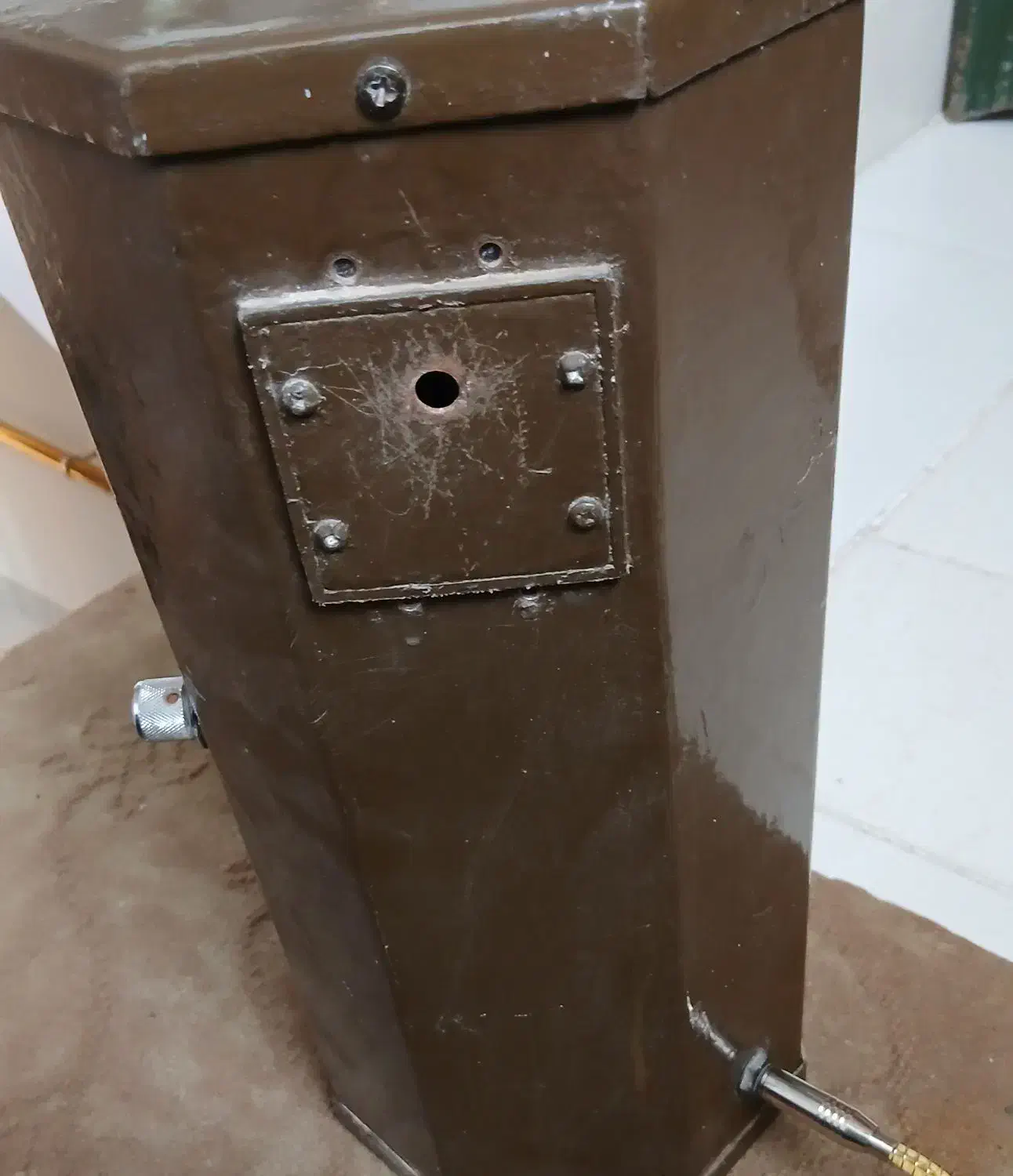 باند بلندگو قدیمی وینتج با بدنه فلزی|سیستم صوتی خانگی|مراغه, |دیوار