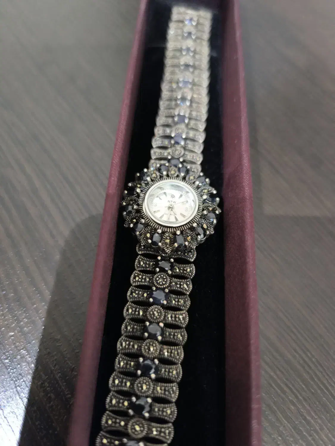 ساعت نقره بسیار زیبا مناسب هدیه روز زن و مادر|جواهرات|تهران, زمزم|دیوار