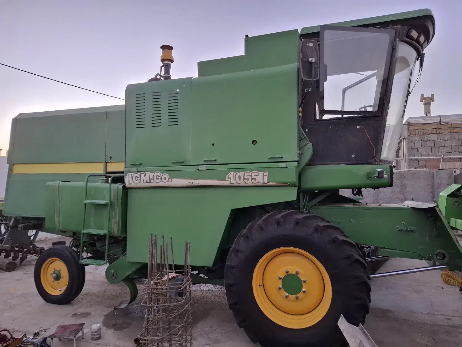 کمباین ۱۰۵۵ تمام چین|خودرو سنگین|حمیل, |دیوار