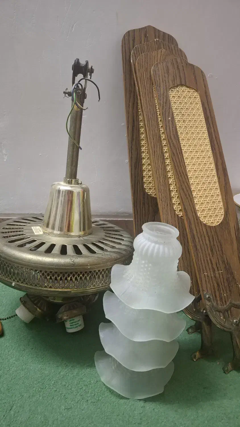 پنکه فانتزی|پنکه و تصفیه‌کنندهٔ هوا|مسجد سلیمان, |دیوار