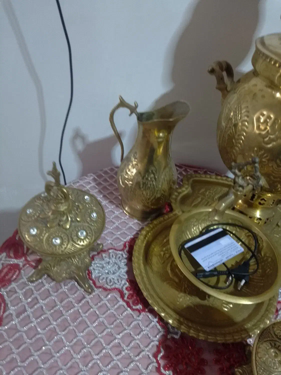 سماور به همراه پارچ سینی کاسه و دو قندون بزرگ|سماور، چای‌ساز، قهوه‌ساز|بهارستان, |دیوار