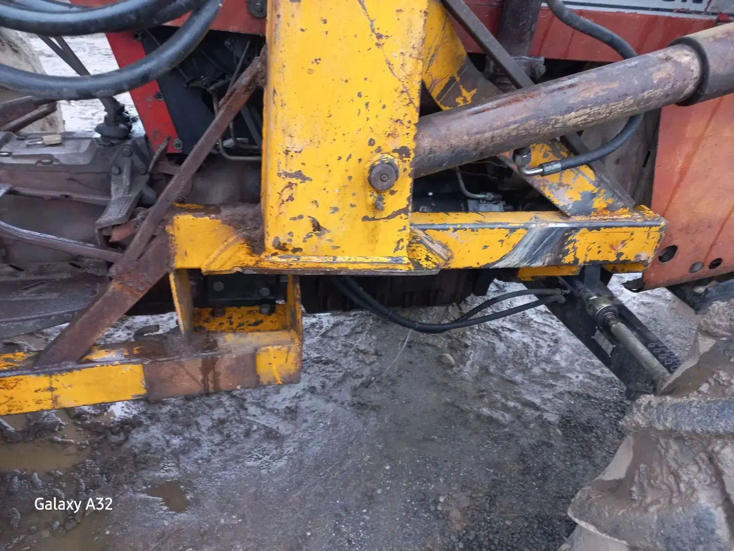 پاکت جلو تراکتور۲۸۵ پمپ۹پیستون قوی|ماشینآلات صنعتی|پرهسر, |دیوار