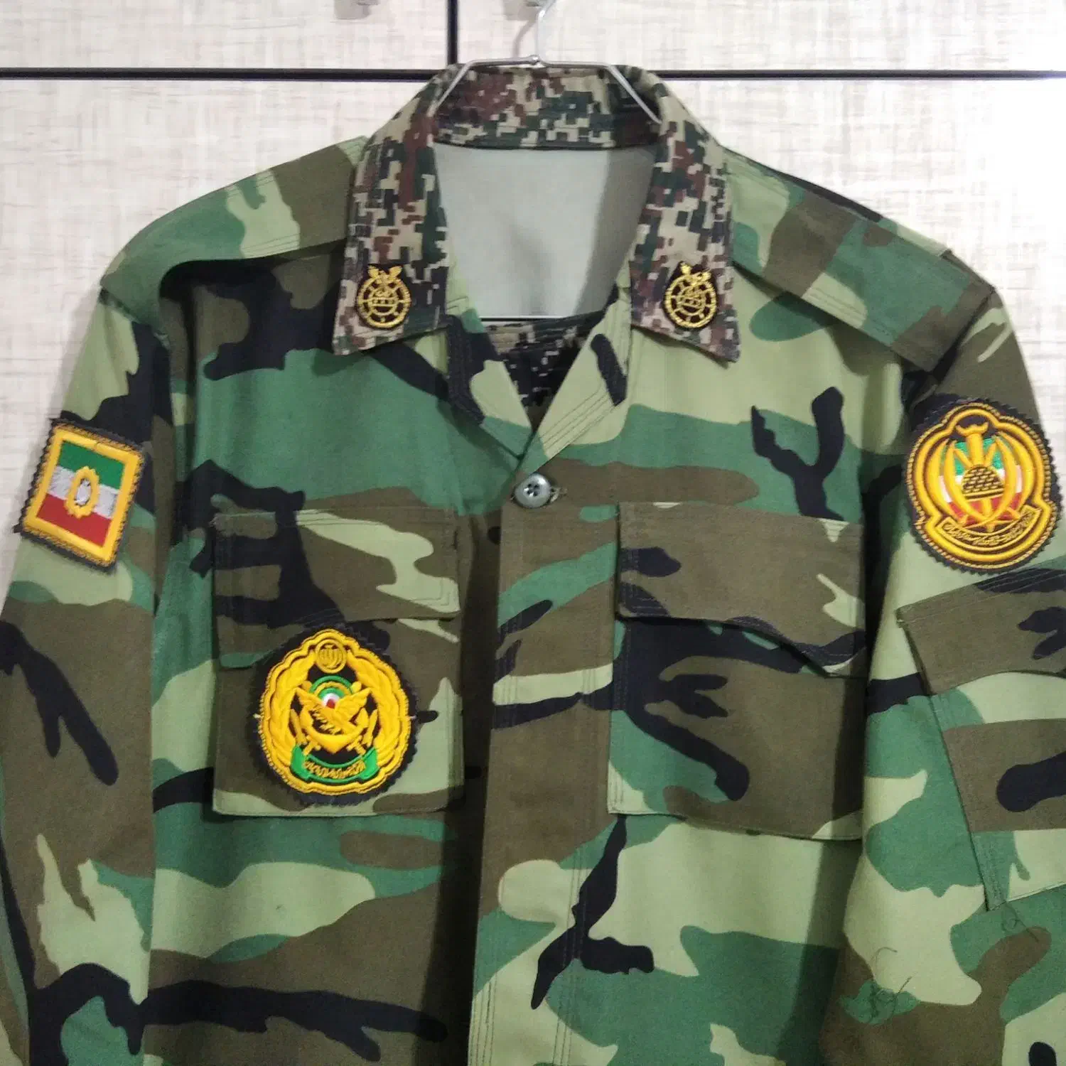 دوخت لباس نظامی|لباس|بیرجند, |دیوار