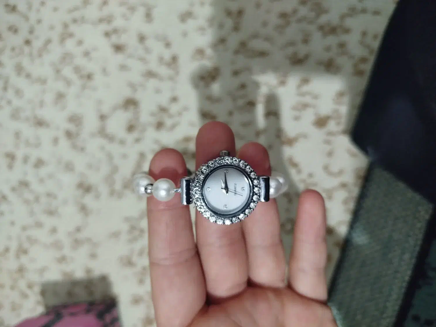 ساعت نو استفاده نشده قیمت۷۵۰تومان|ساعت|پیشوا, |دیوار