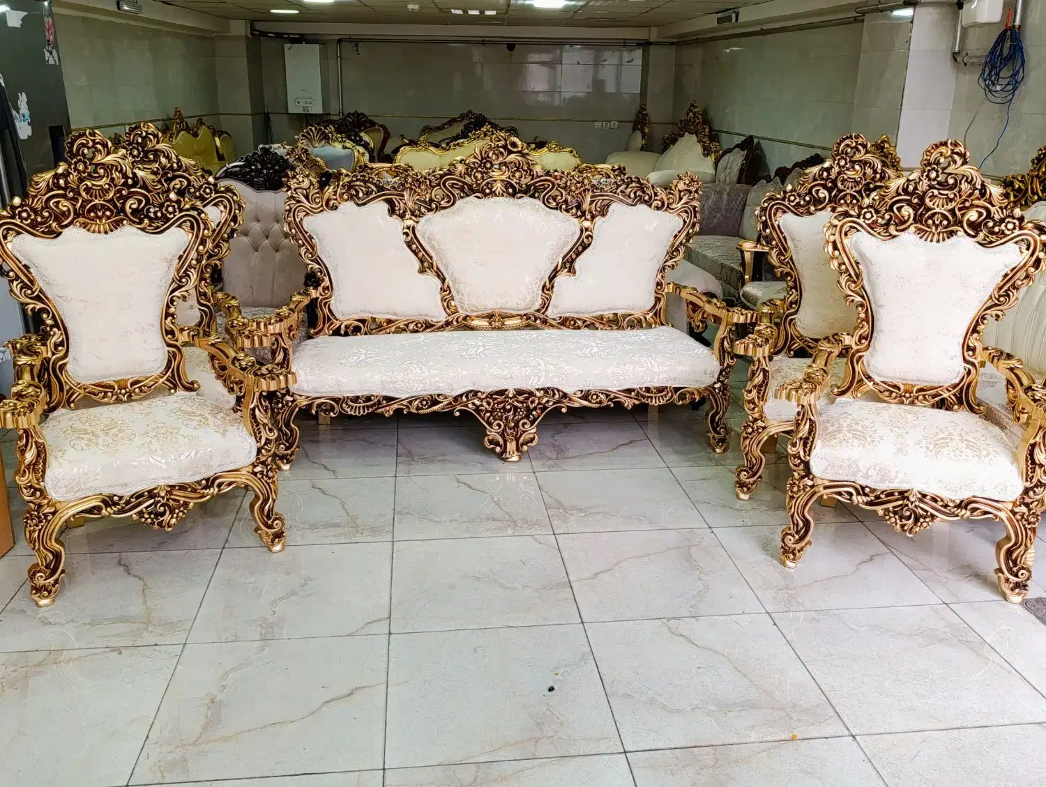 مبل سلطنتی شاه نشین پرکار بشرط چوب مبلمان میلاد|مبلمان خانگی و میز عسلی|تبریز, |دیوار