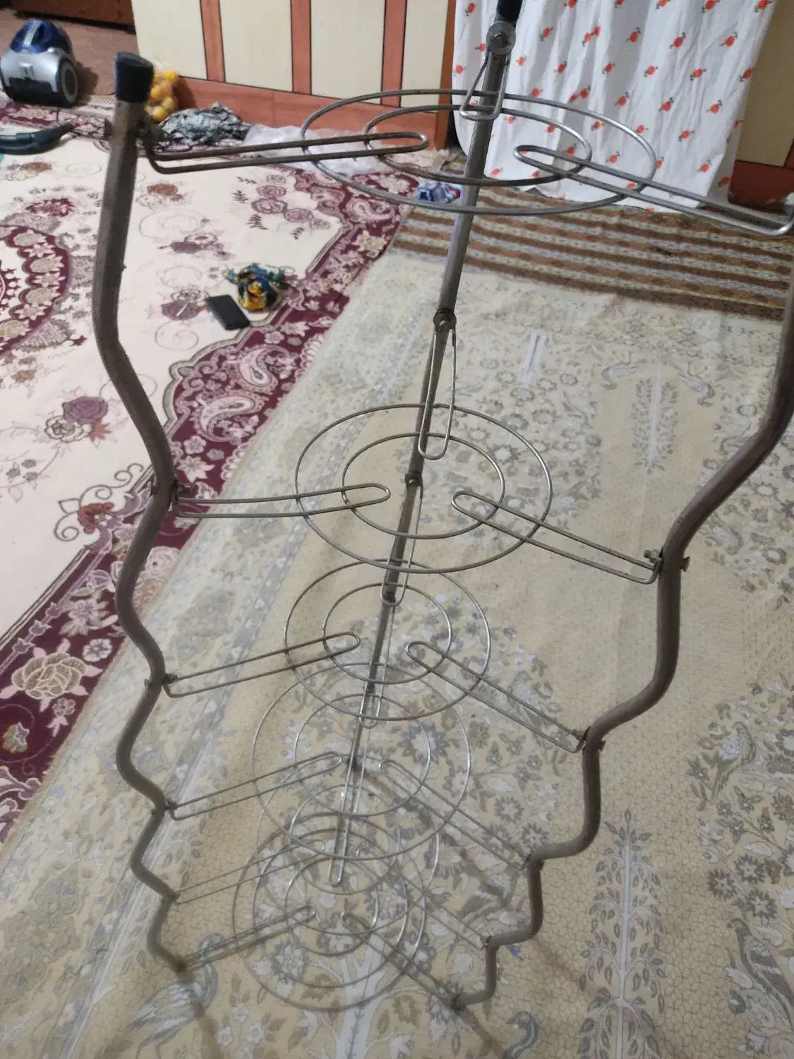 پایه قابلمه|آب‌چکان و نظم‌دهنده ظروف|دزفول, |دیوار