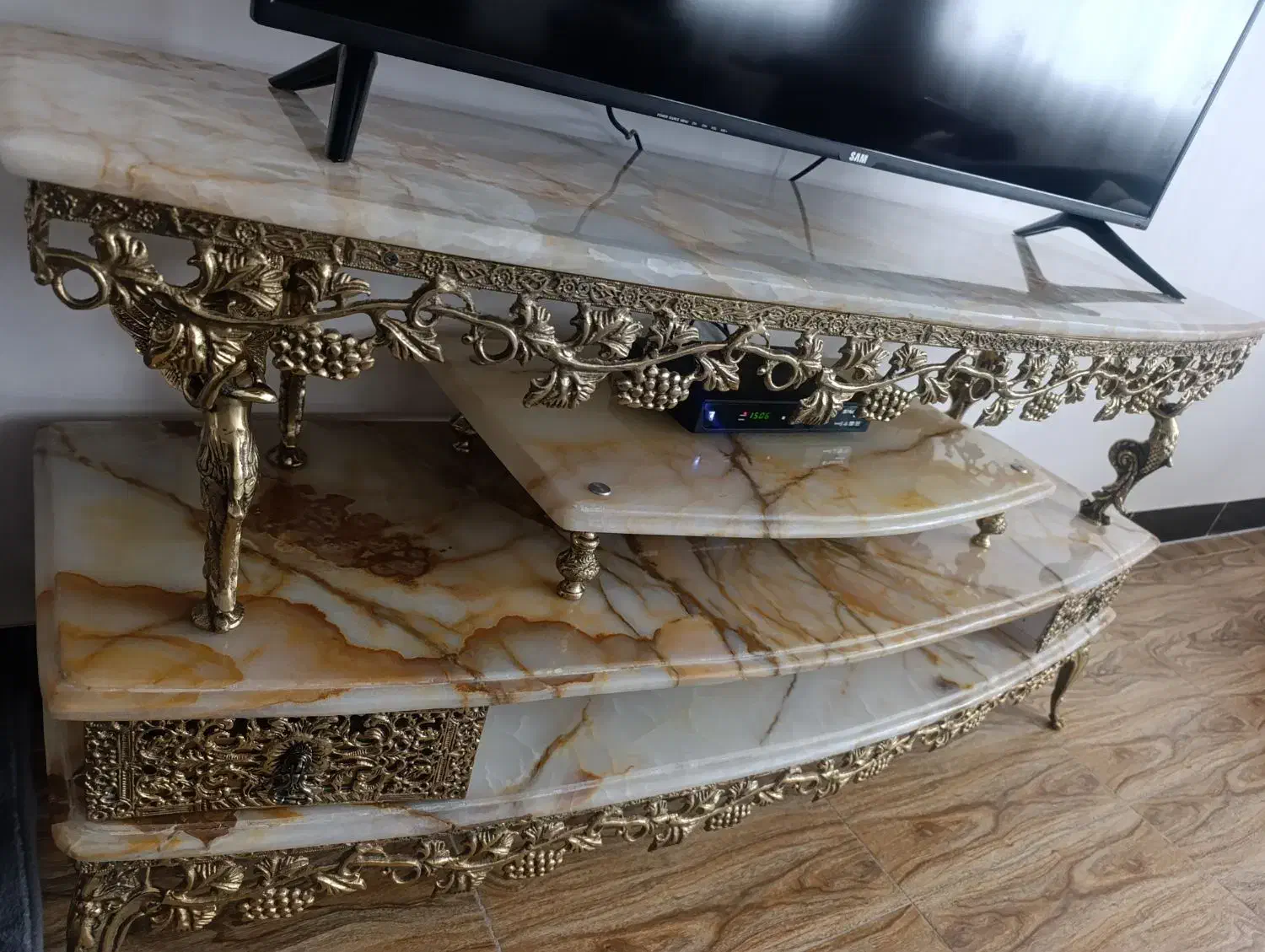 خاص|بوفه، ویترین، کنسول|ارومیه, |دیوار