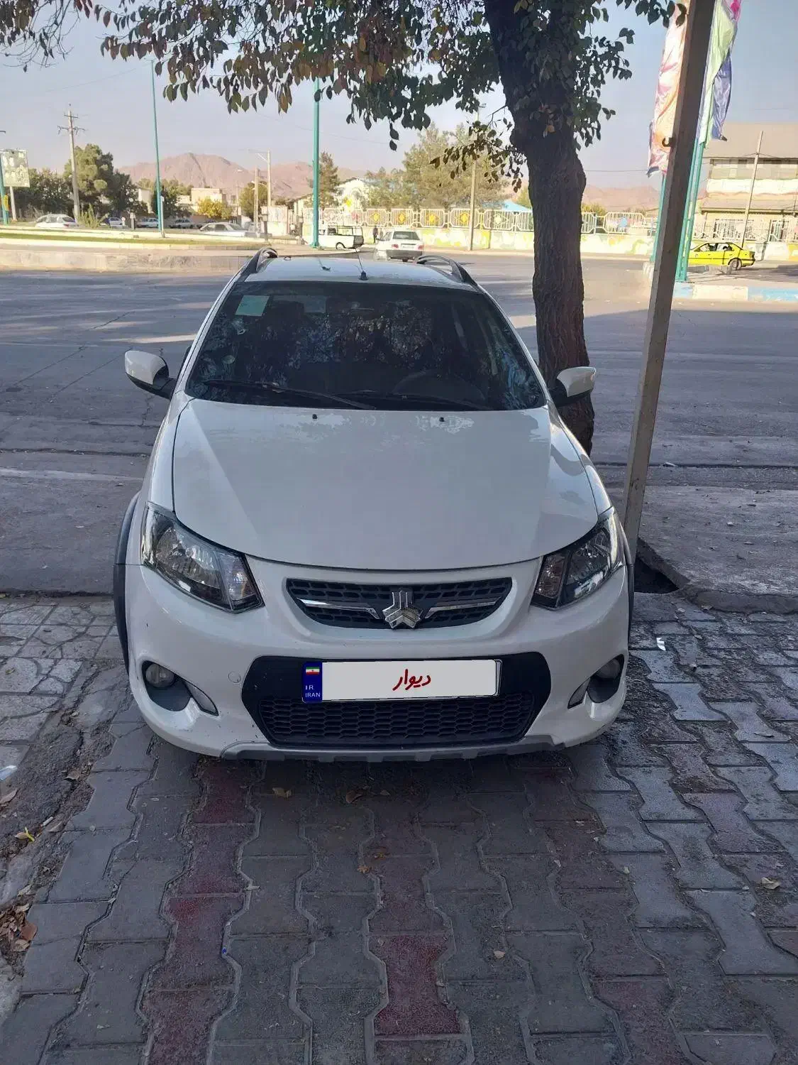 کویک ۴۰۱|خودرو سواری و وانت|آباده, |دیوار