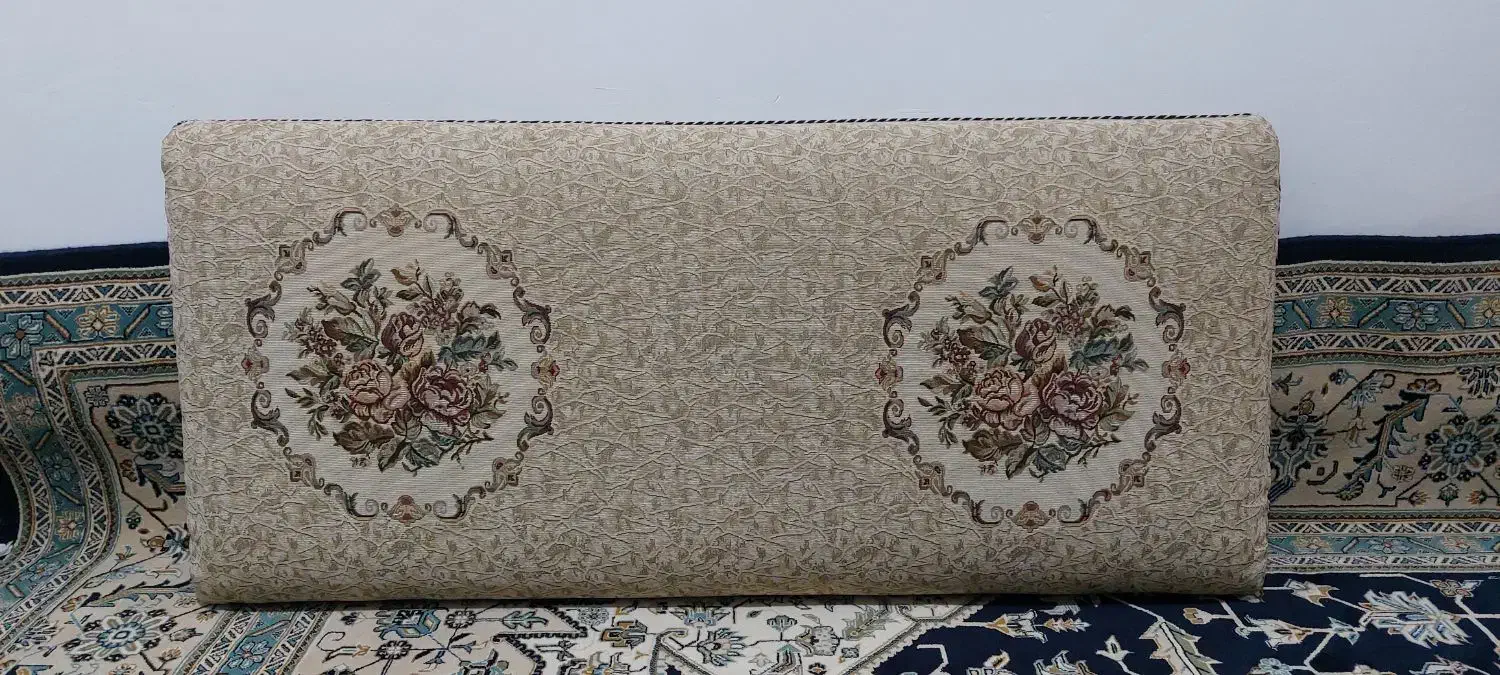 پشتی سالم و در حد نو|پشتی|اهواز, سلطانمنش|دیوار