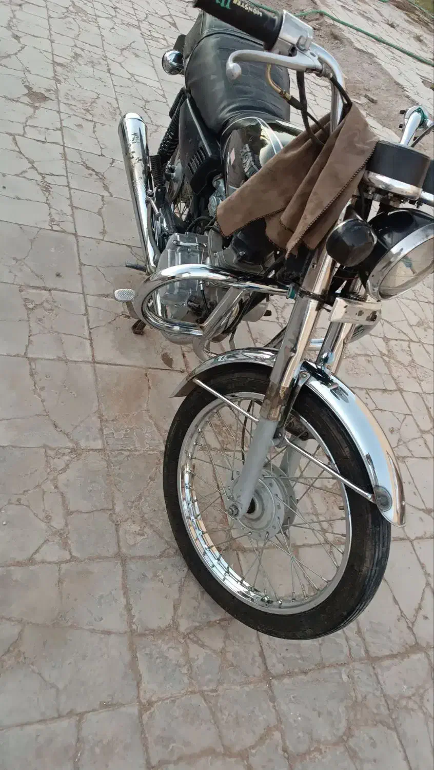 125پنج دنده|موتورسیکلت|فردوس (کرمان), |دیوار