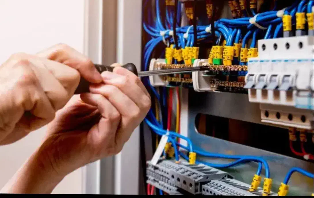 برقکشی سیم کشی نصب لوستر و|خدمات پیشه و مهارت|زابل, |دیوار