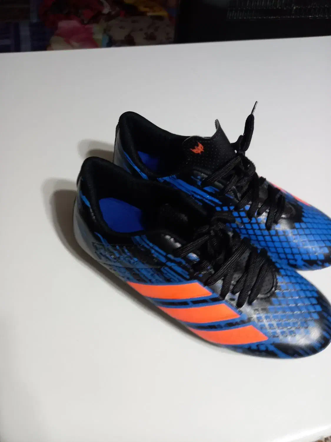 کفش ورزشی.  سایز ۳۷یا۳۸|تجهیزات ورزشی|اسلام‌شهر, شهرک توحید|دیوار