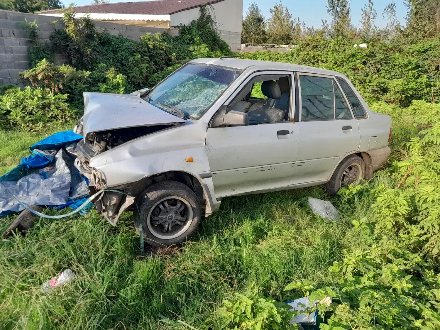 تصادفی|خودرو سواری و وانت|لاهیجان, لیالستان|دیوار