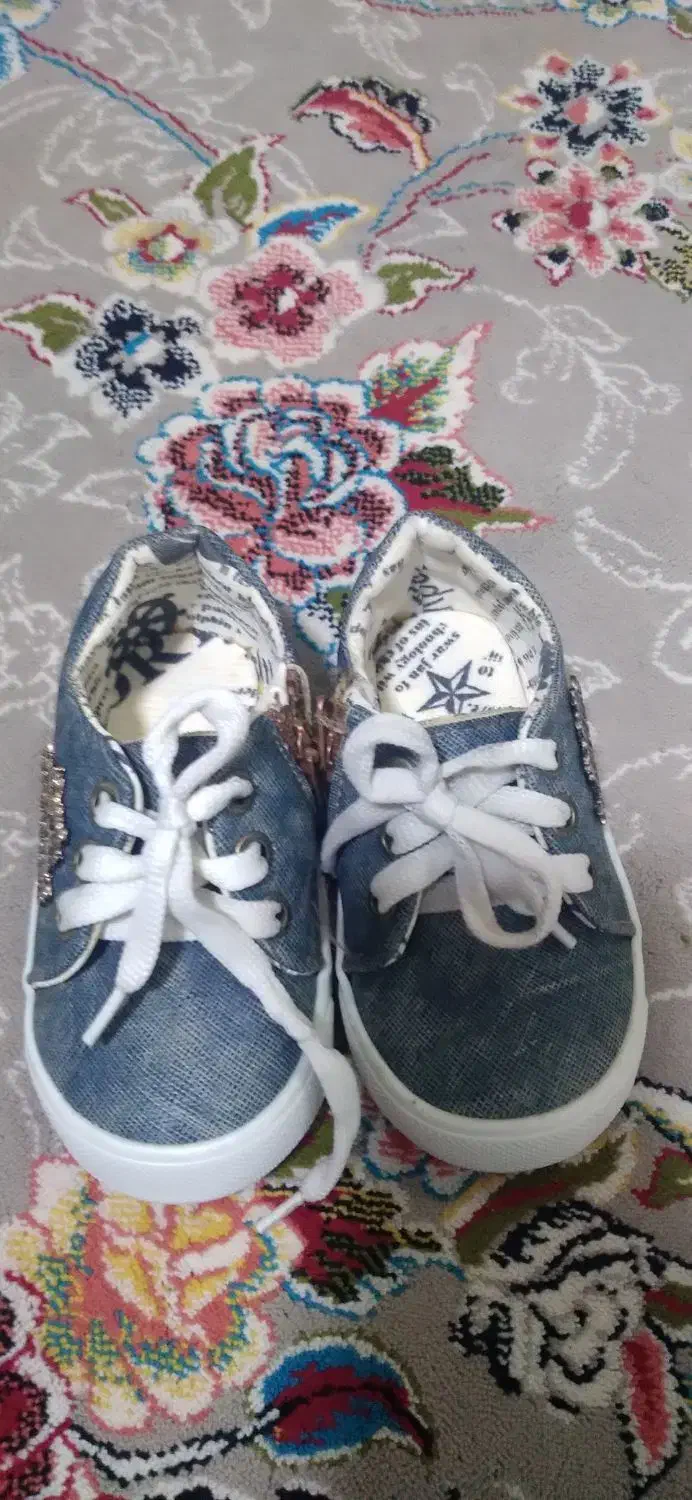 کفش بچه|کفش و لباس بچه|جوانرود, |دیوار