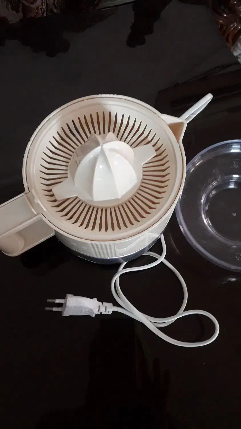 آبمیوه گیری برقی|آبمیوهگیر و آبمرکباتگیر|قنوات, |دیوار