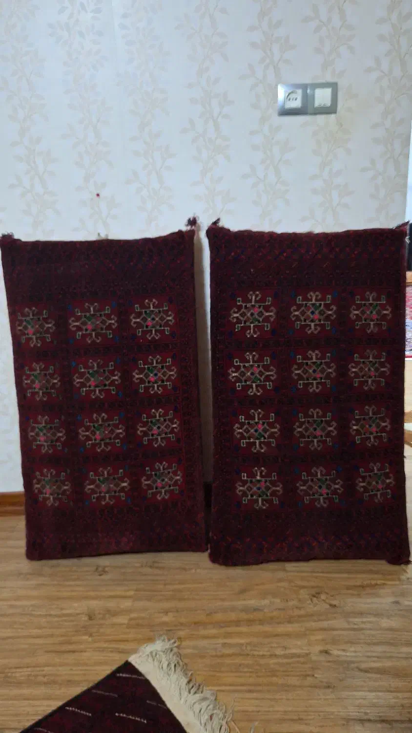 دوجفت پشتی|پشتی|تربت جام, پاسداران|دیوار