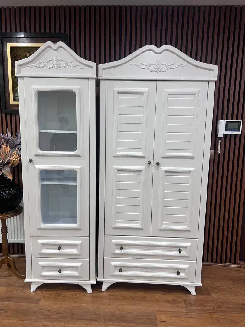 کمد نوجوان|جاکفشی، کمد، دراور|نظرآباد, صالح آباد|دیوار