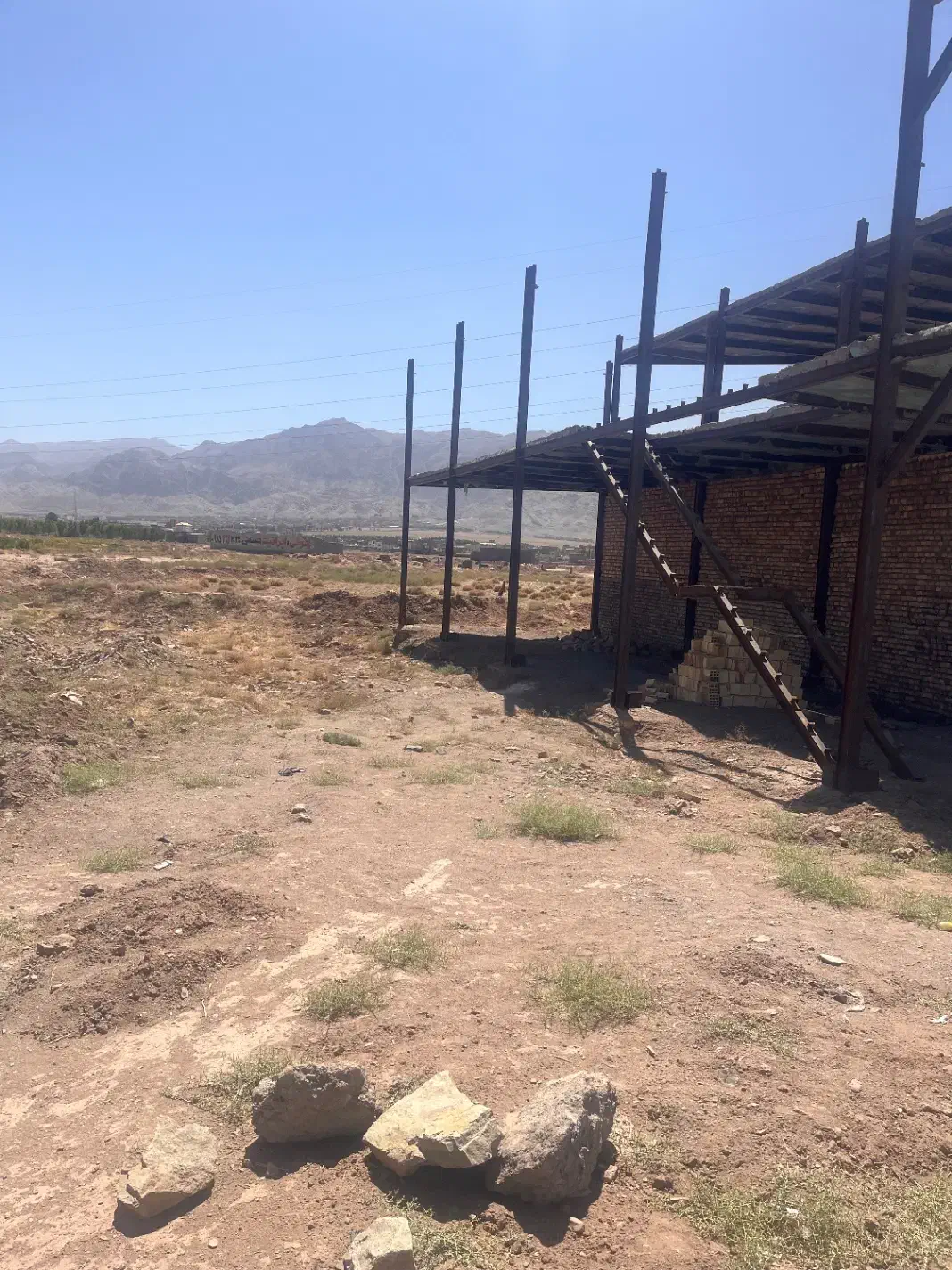 زمین حاشیه پمپ بنزین امیراباد حاجی اباد|فروش زمین و ملک کلنگی|بیرجند, |دیوار