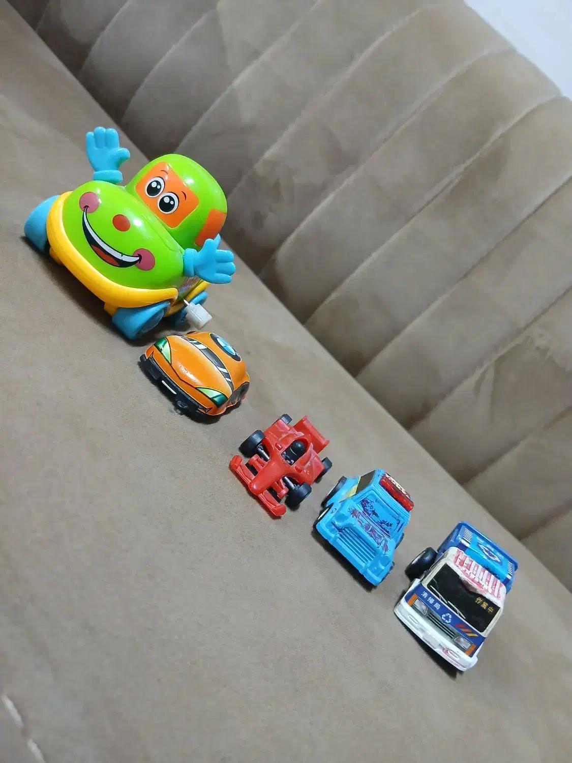 ماشین ها|اسباب‌بازی بچه|مشهد, فاطمیه|دیوار