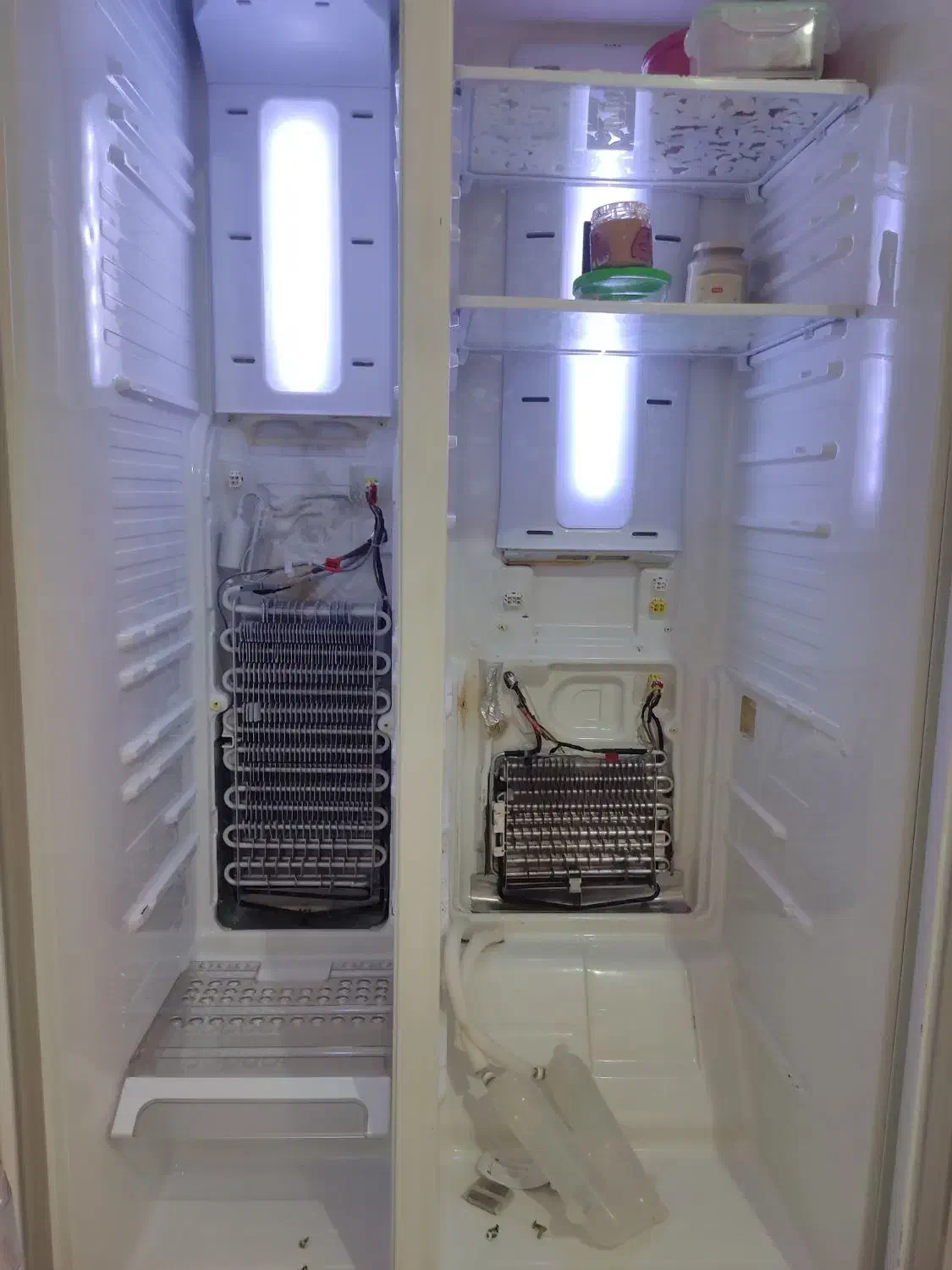 تعمیرات انواع یخچال و فریزر (در محل)|خدمات پیشه و مهارت|ساری, |دیوار