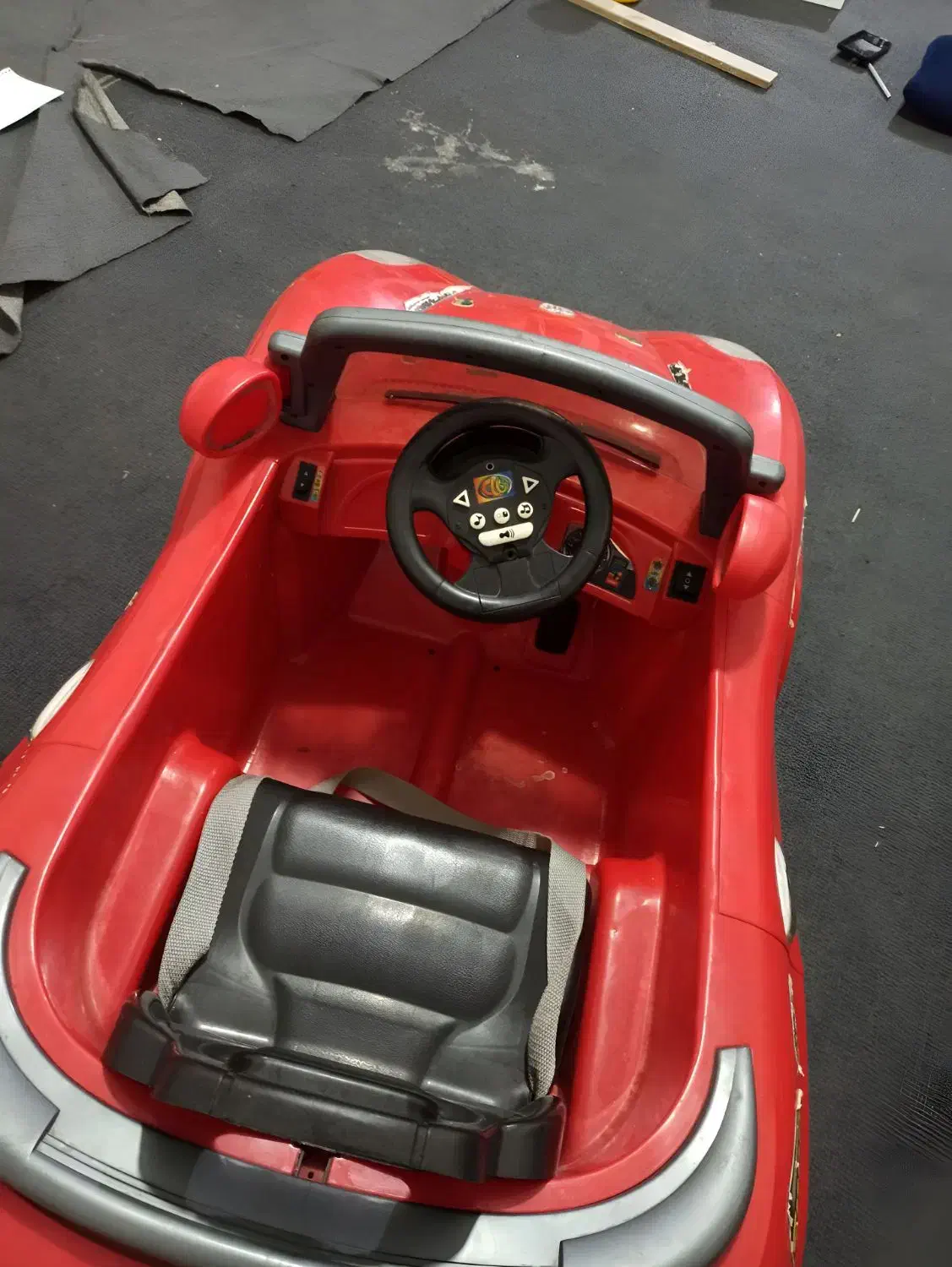 ماشین شارژی سالم|اسباب‌بازی بچه|مشکین‌دشت, |دیوار