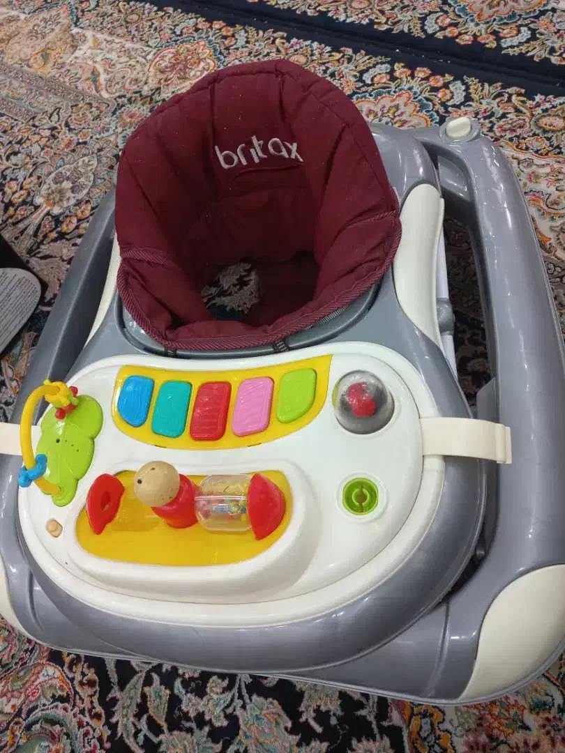 کالسکه رنگ بنفش روروک و کریر|کالسکه و لوازم جانبی|قدس, شهر‌قدس|دیوار