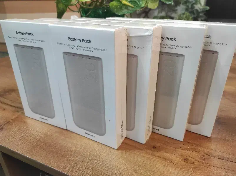 لامپ شارژی، فندکی، پاور بانک و شارژر|لوازم جانبی موبایل و تبلت|اصفهان, بهار آزادی|دیوار