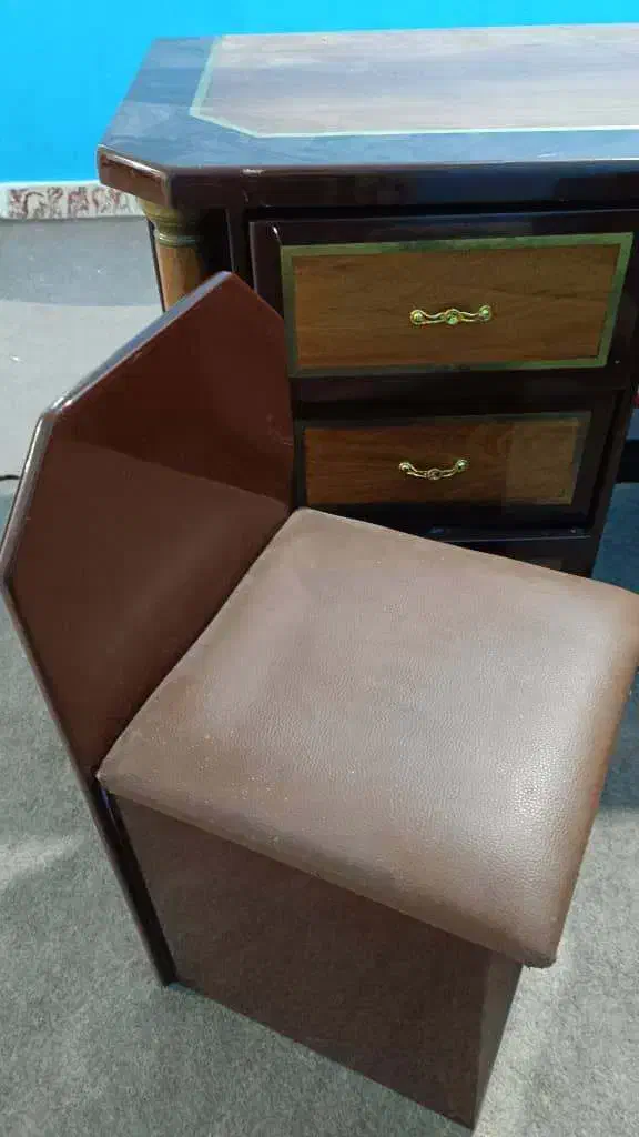 کنسول و آیینه|بوفه، ویترین، کنسول|فردیس, ثابتی|دیوار