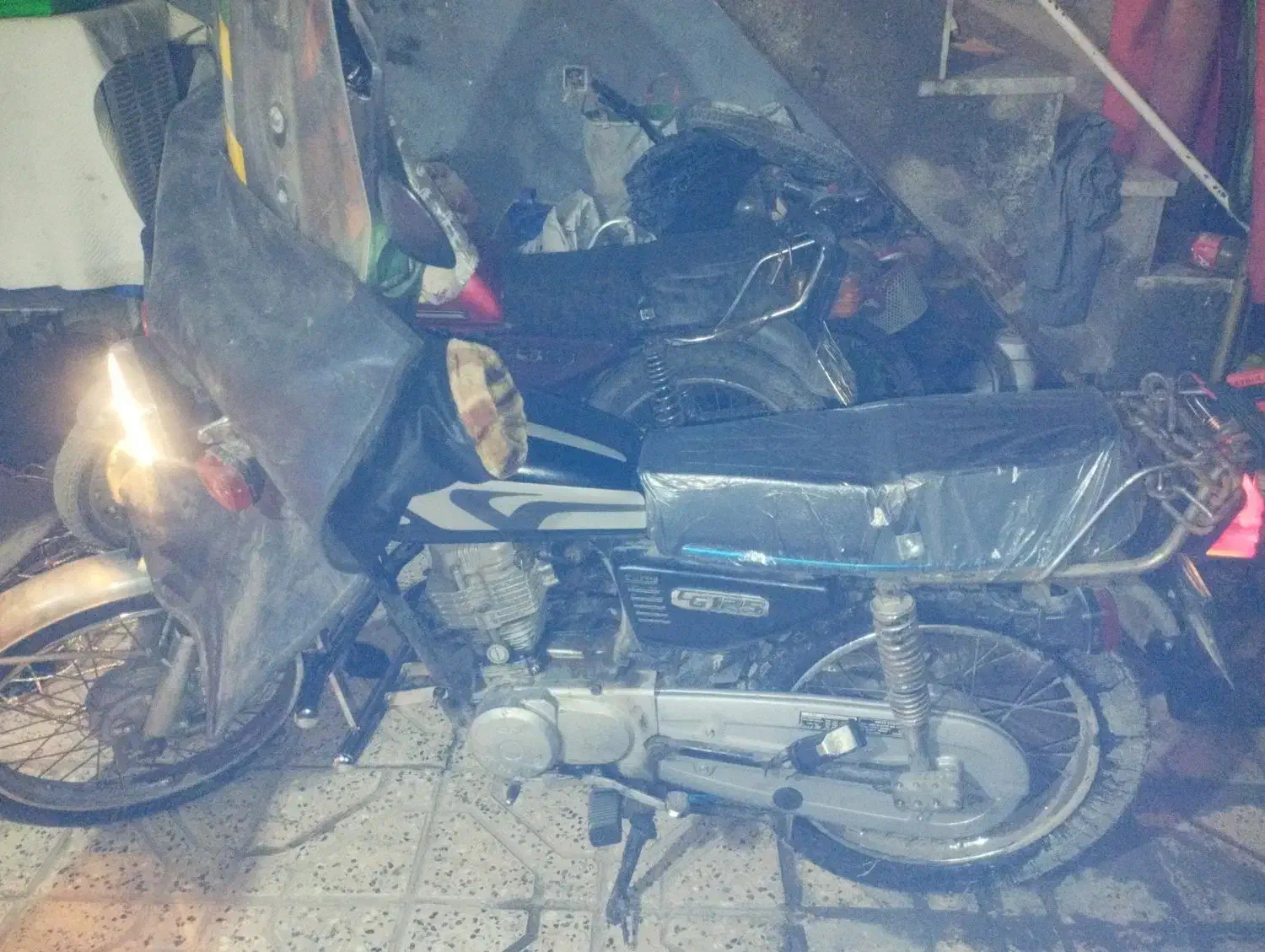 هندا۹۰|موتورسیکلت|مشهد, سیس‌آباد|دیوار