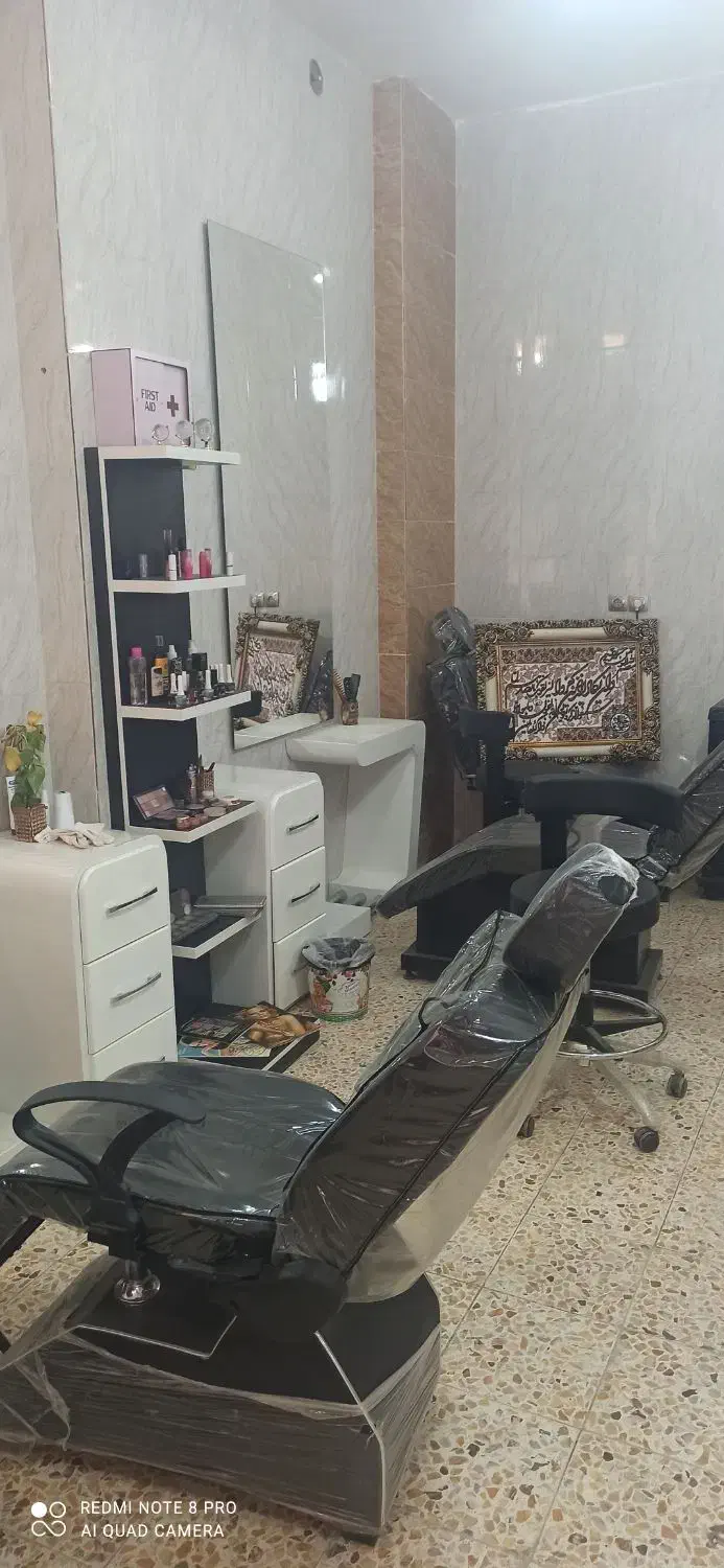 فروش وسایل آرایشگاه زنانه|آرایشگاه و سالن‌های زیبایی|نجف‌آباد, معرفت|دیوار
