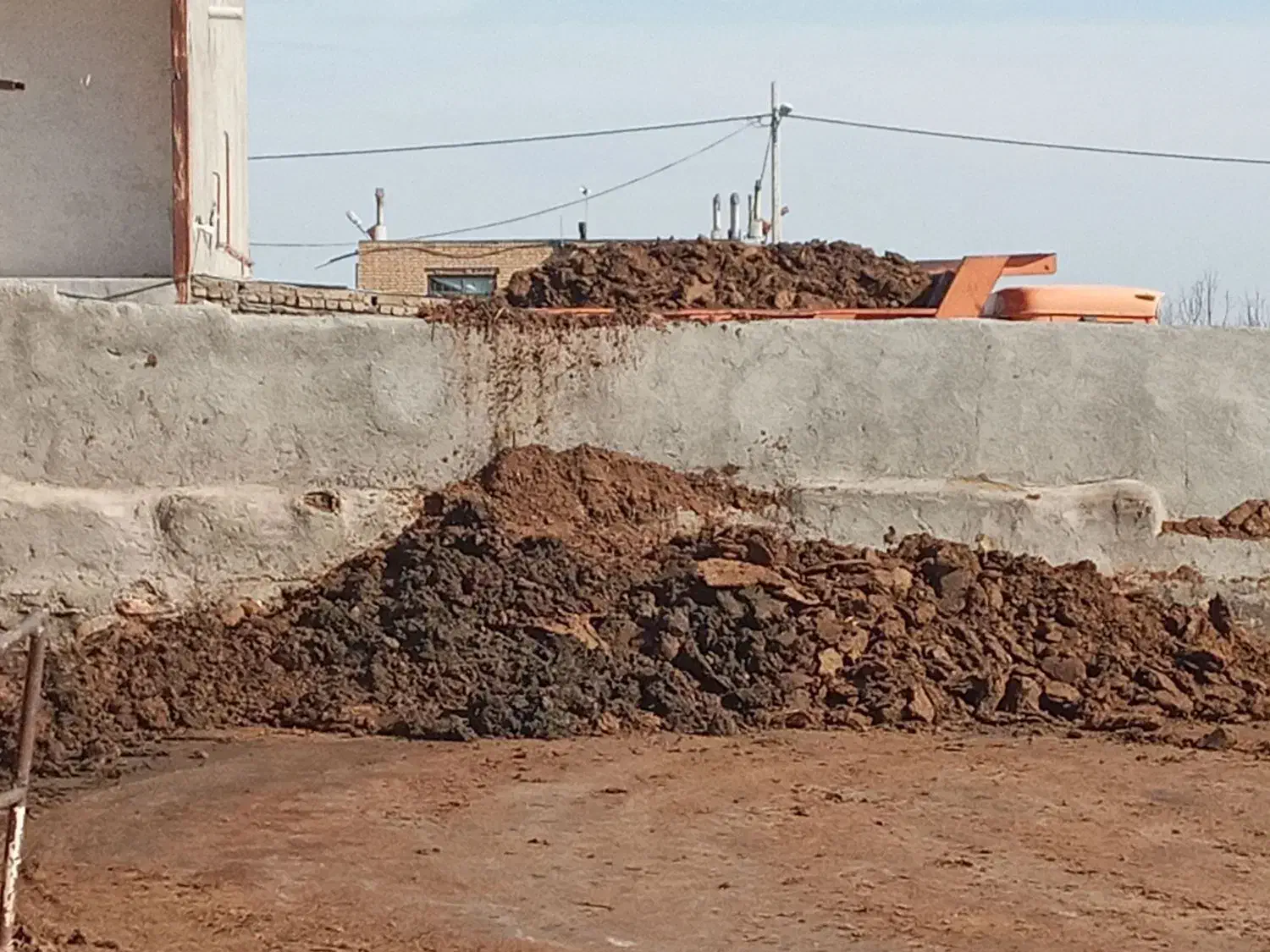 کودبار حیوانی گاوی گوسفندی و مرغی|خدمات باغبانی و درختکاری|تربت‌حیدریه, چهارراه خواف|دیوار