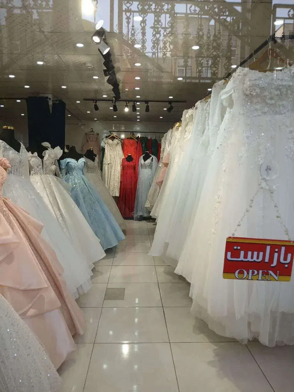 لباس عروس برای خوب رویان اجاره از ۱۵۰۰|لباس|قم, نیروگاه|دیوار