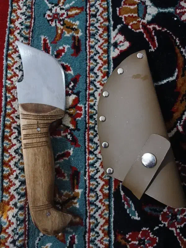 چاقو|کلکسیون اشیاء عتیقه|ملایر, |دیوار