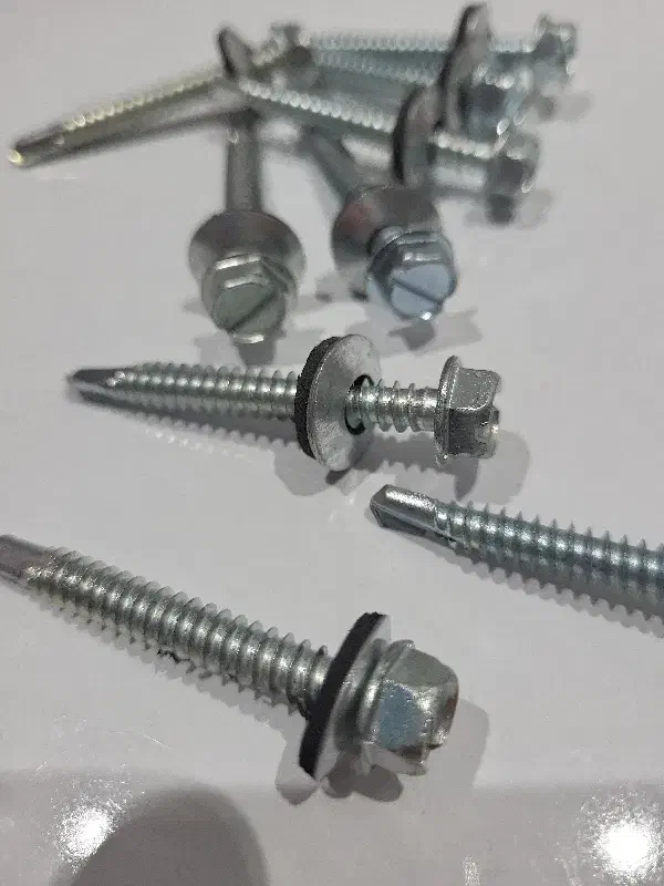 پیچ شیروانی سرمته ، واشر دار، و نوک تیز استیل|ابزارآلات|چالوس, |دیوار