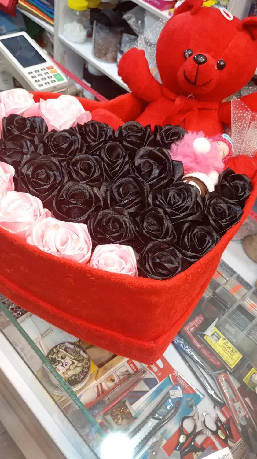 گل ربانی شیک|گل مصنوعی|قم, نخودی|دیوار