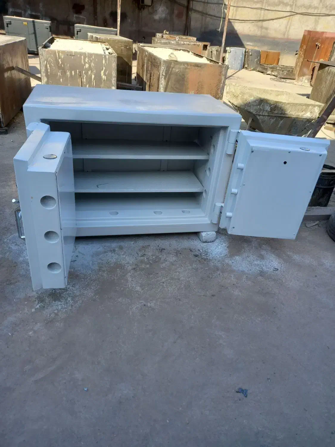 گاوصندوق زیرویترین اصل|ابزارآلات|گلستان (تهران), |دیوار