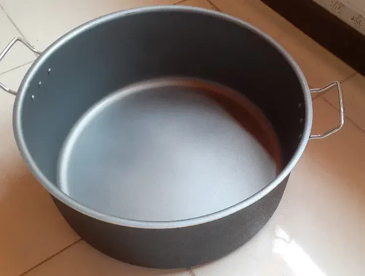 قابلمه بزرگ تفلون|ظروف پخت‌وپز|هشتگرد, فاز ۱ مهستان|دیوار