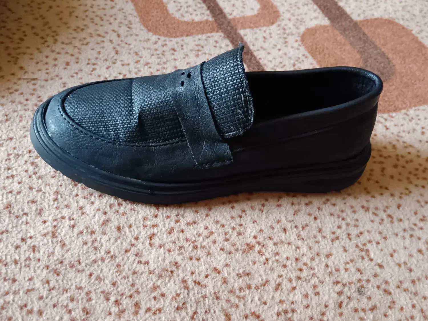 کفش سایز 34|کفش و لباس بچه|کازرون, |دیوار