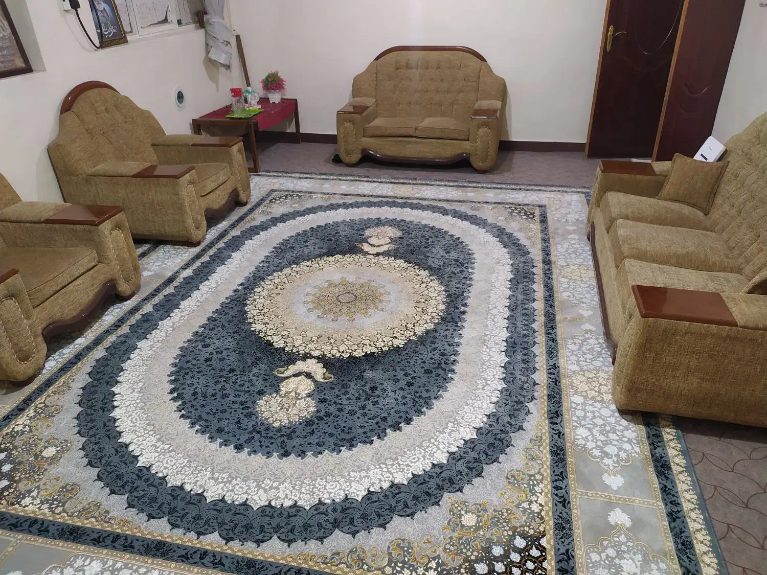مبل 7نفره باعسلی بدون پارگی وخط وخش|مبلمان خانگی و میز عسلی|اهواز, شهرک رزمندگان|دیوار