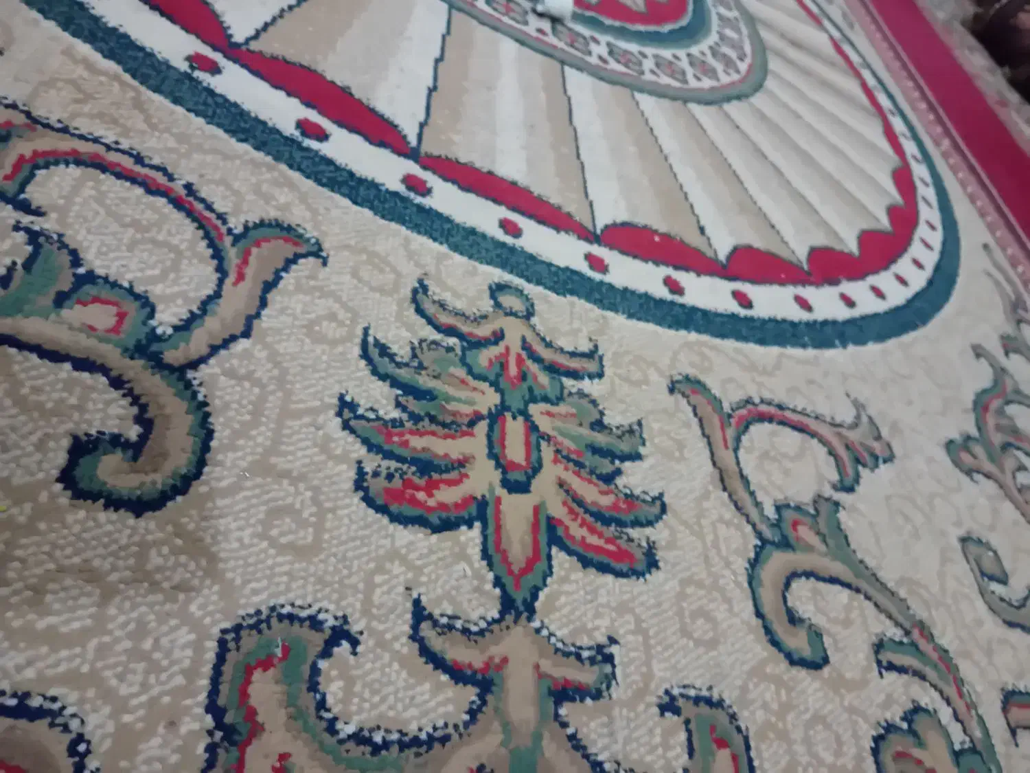 تمیز بدونه پارگی|گلیم، جاجیم، گبه|شهرکرد, |دیوار