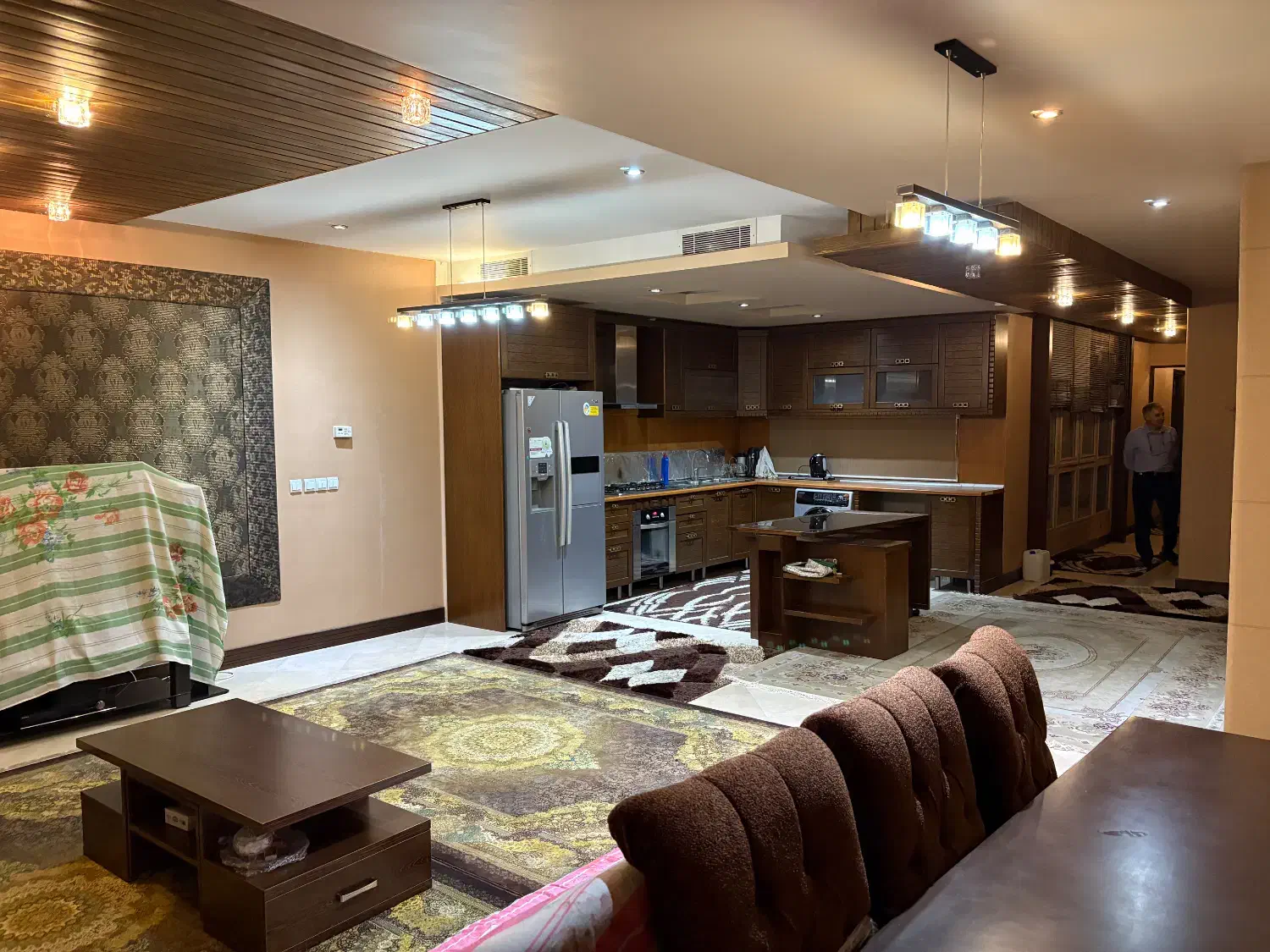 آ‌پارتمان سعادت آباد ۱۴۵ متر ۳ خواب