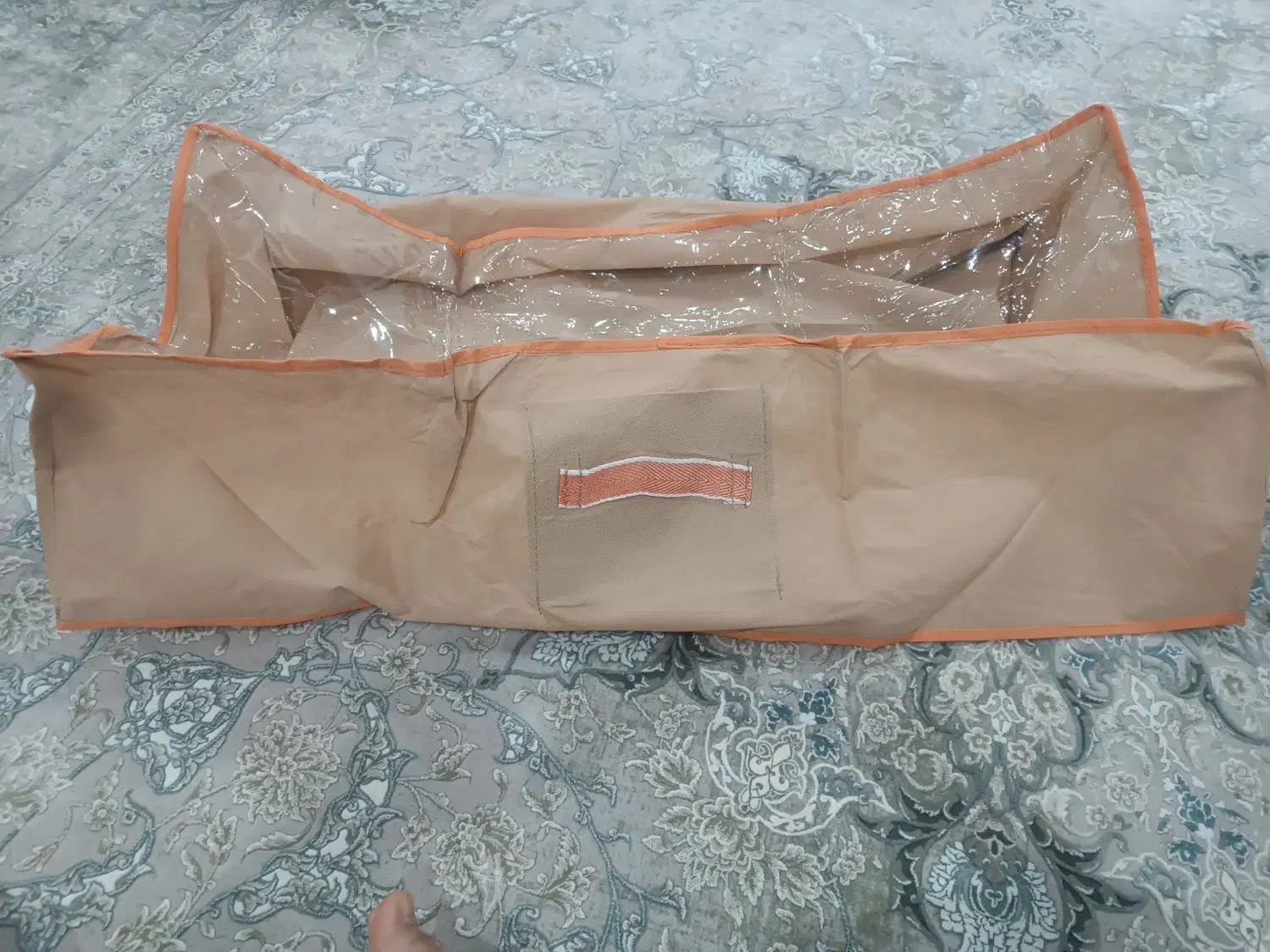 کاور وسایل|رختخواب، بالش، پتو|قم, زنبیل آباد|دیوار