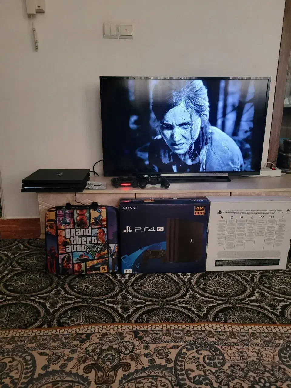 ps4 pro کپیخور با کیف و هدفون|کنسول، بازی ویدئویی و آنلاین|قم, پردیسان|دیوار