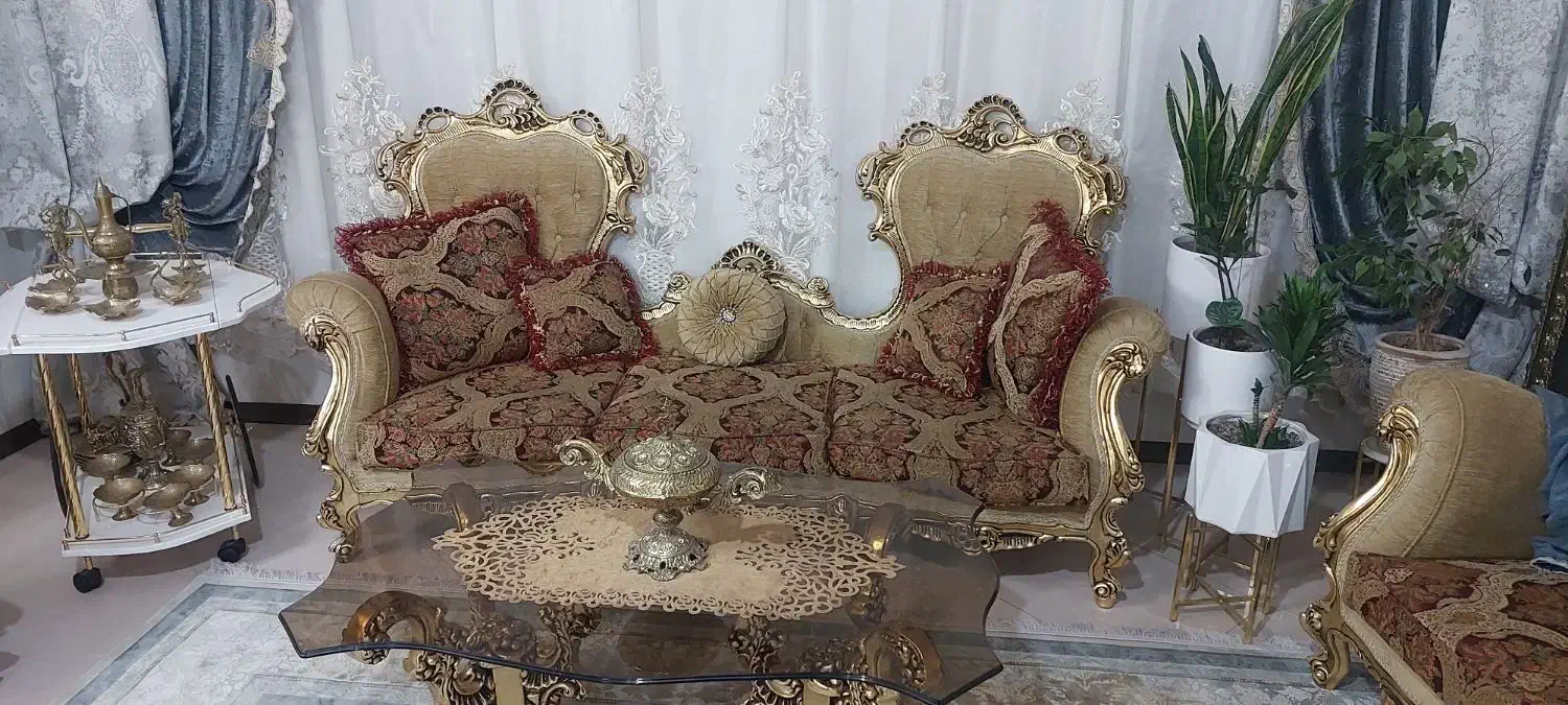 مبل نه نفره با میز غذاخوری شش نفر|مبلمان خانگی و میز عسلی|رباطکریم, رباطکریم|دیوار