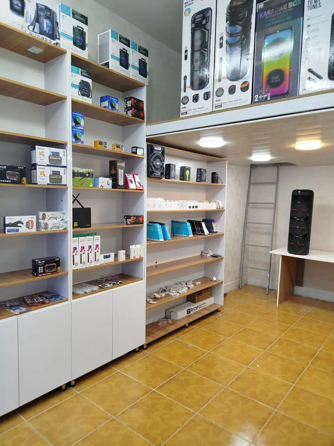 اجاره مغازه ۱۸ متری|اجارهٔ مغازه و غرفه|رامهرمز, |دیوار