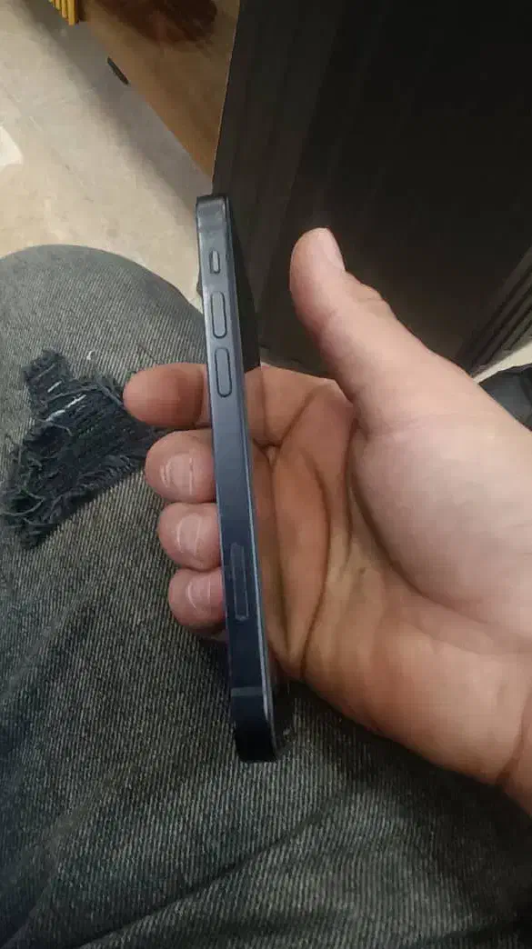 ایفون ۱۲مینی|موبایل|رباطکریم, رباطکریم|دیوار