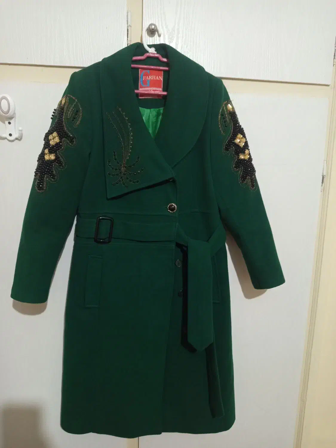 پالتو جواهر وسنگ دوزی شده شیک واستر دوز مزون|لباس|کنارک, |دیوار