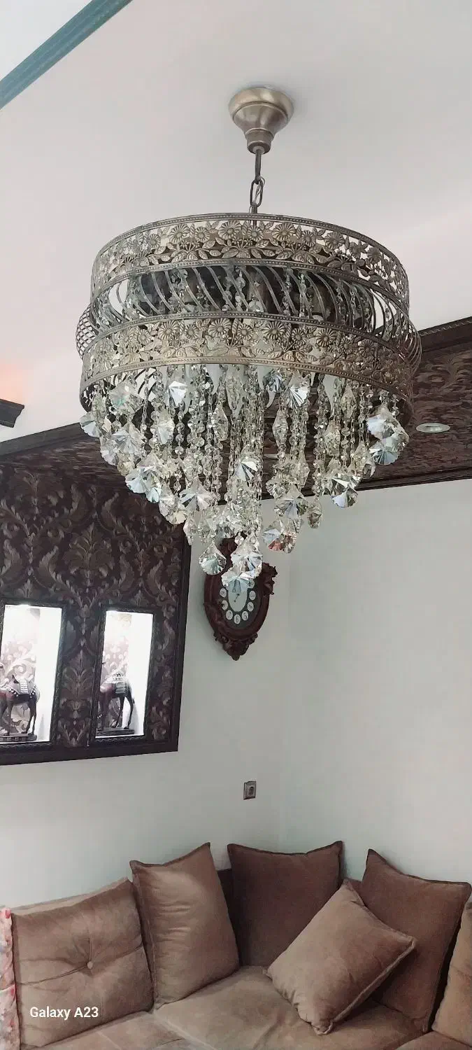 لوستر سایز بزرگ|لوستر و چراغ آویز|کرج, کوی کارمندان جنوبی|دیوار